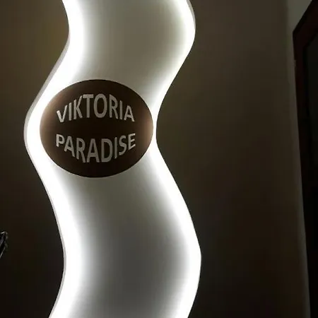 Viktoria Paradise 3* דבין