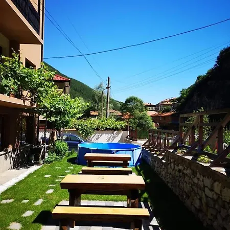 Viktoria Paradise Casa de hóspedes