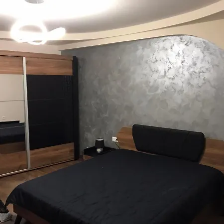 Viktoria Paradise דבין